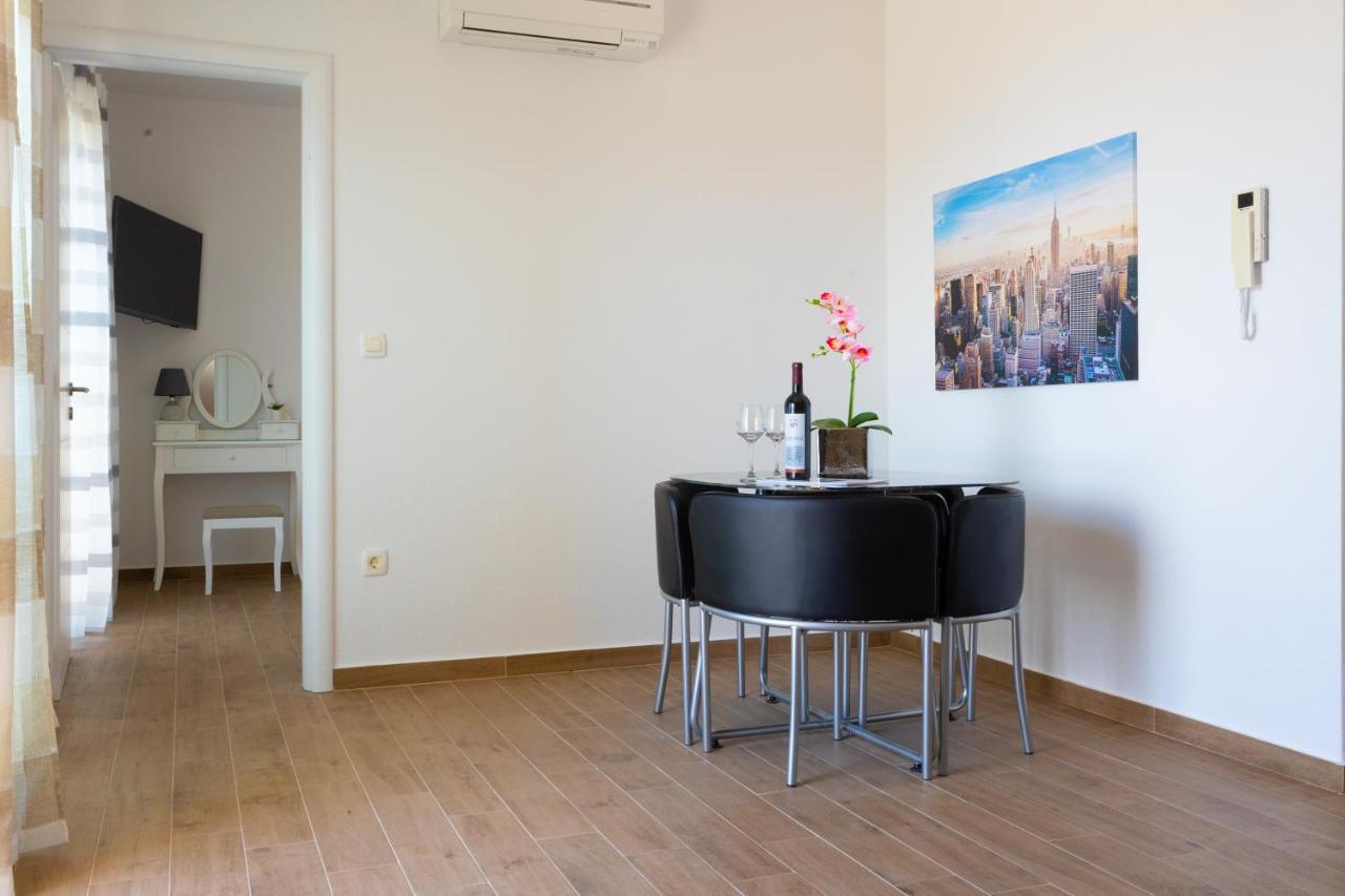 Apartments Jasa Deluxe Makarska Exterior photo