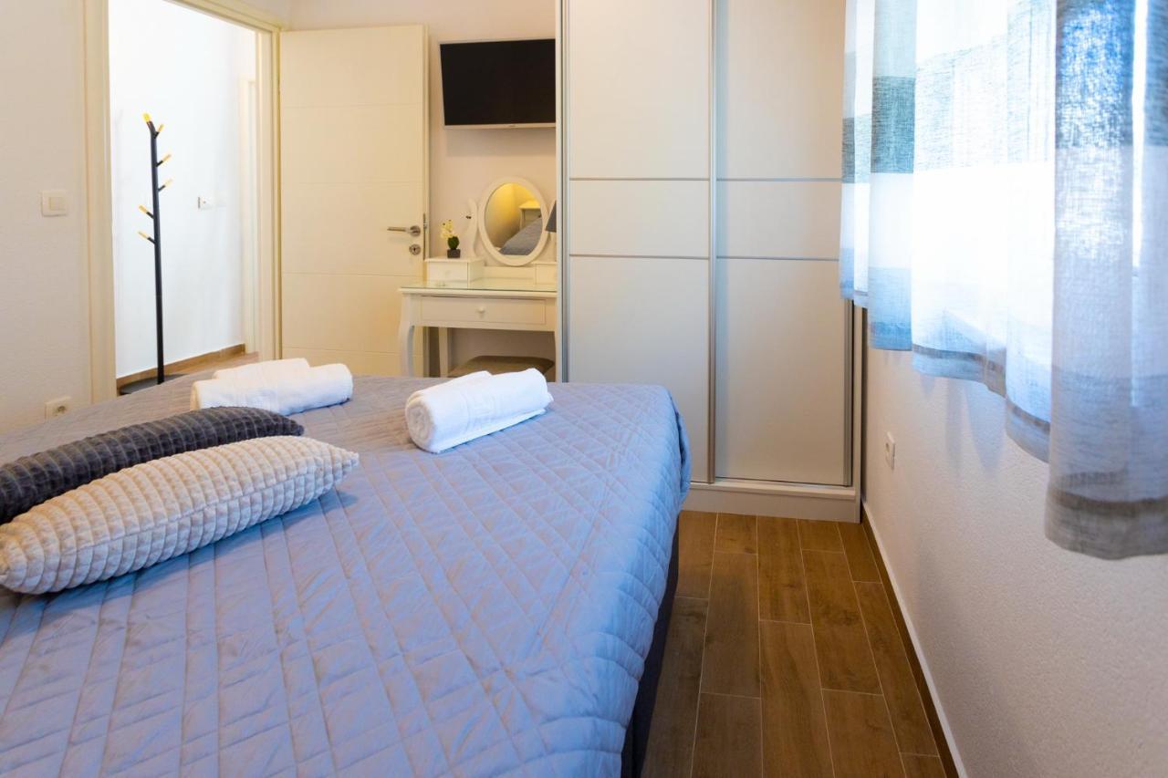 Apartments Jasa Deluxe Makarska Exterior photo
